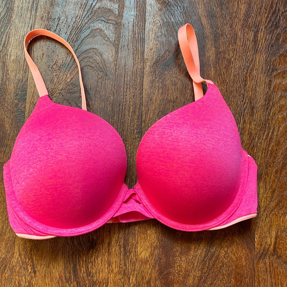 Victoria Secret padded perfect coverage bra size 34D
